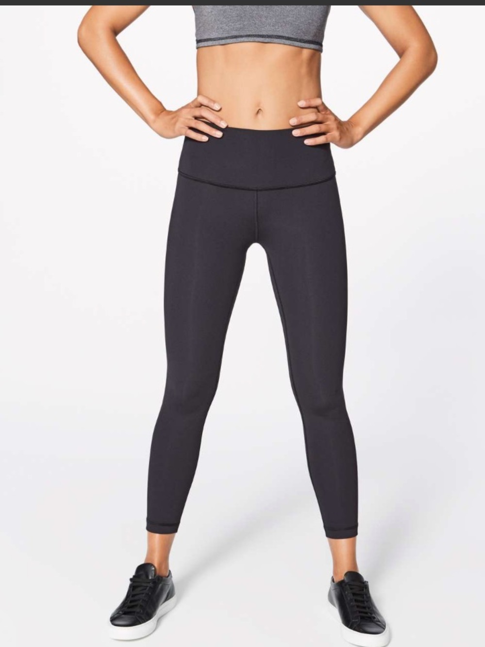 Lululemon Wunder Under Hi-Rise 7/8
Tight Luxtreme leggings black athleisure- 6